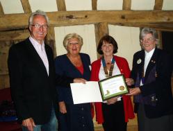 Lion Ian Tritton (left) with the Mayor of Henley on Thames, Lion President Lynda Mortimer and DG Judith (right)